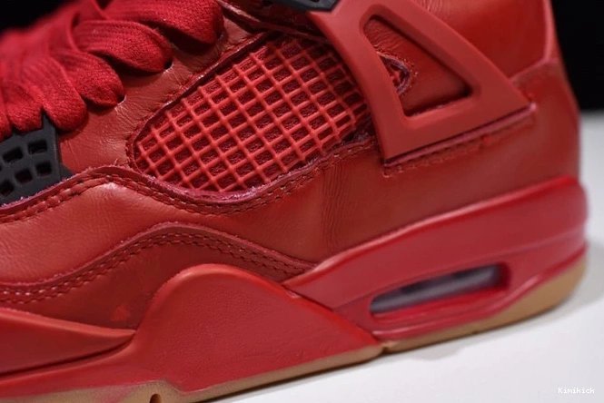 AV3914- Singles 1060 4 Air SportInspired Day Jordan 0521